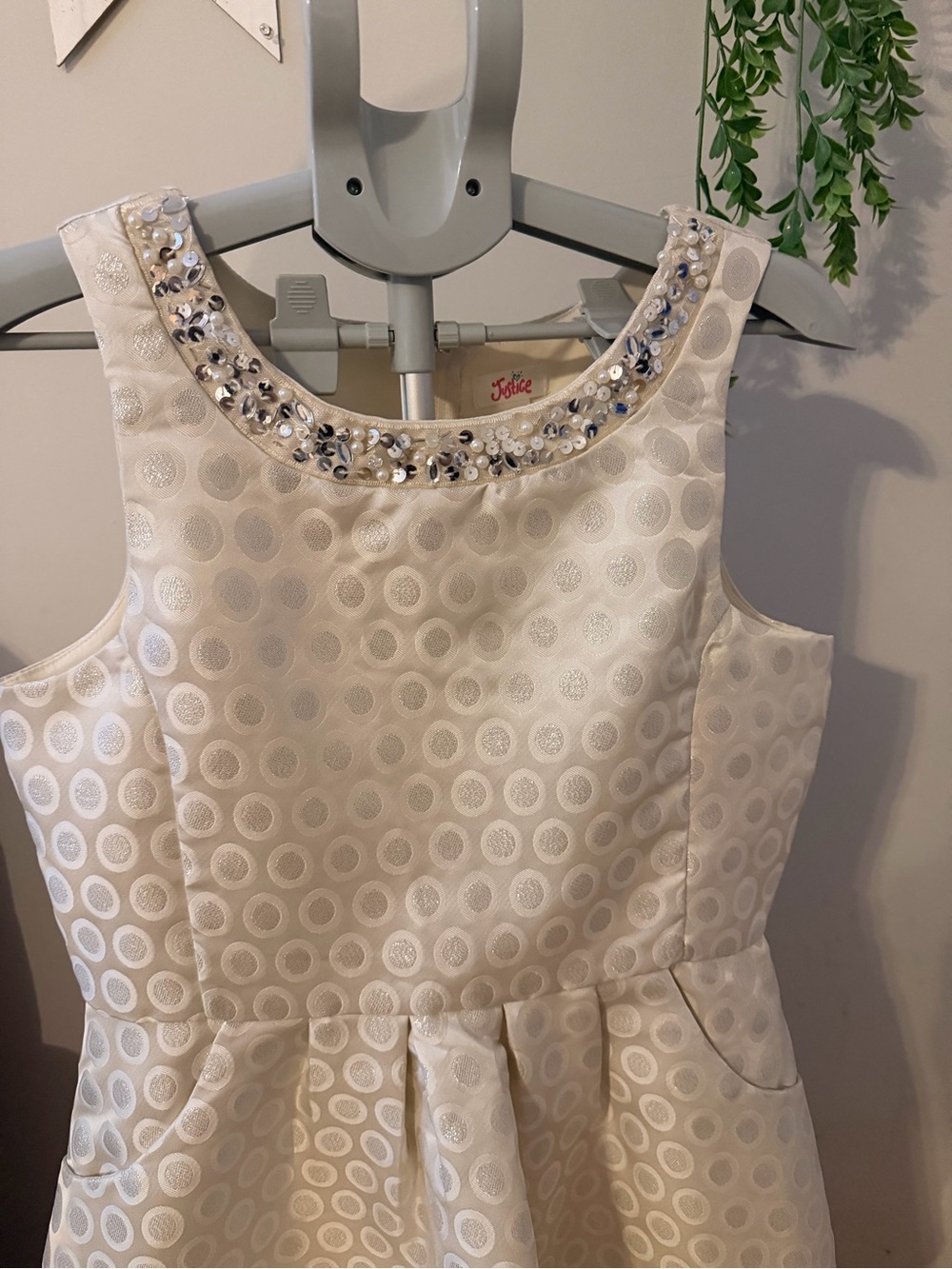 Justice Ivory Jeweled Neck Girls Party Dress
Chest: 34”
Waist: 32”
Length: 35” - Picture 2 of 10